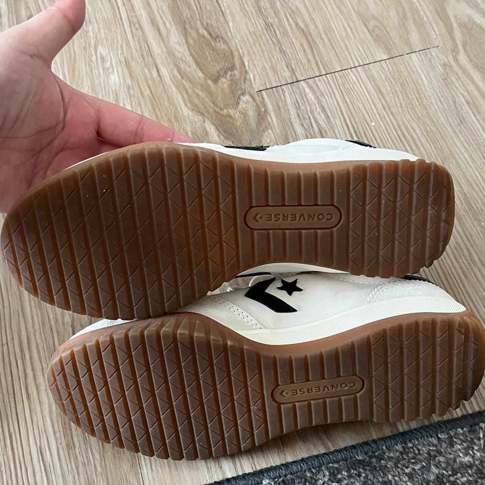 Converse Cream and Black Low-Top Sneakers with Gum Sole - Picture 5 of 5